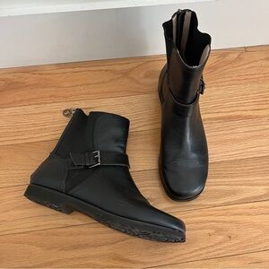 Taryn Rose Black Leather Jaclyn Buckle Zip Up Comfort Moto Boots